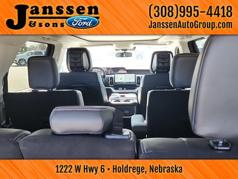 New 2026 Ford Expedition Max Platinum w/ Driver's Package image 12