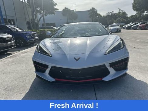 Used 2022 Chevrolet Corvette Stingray Premium Conv w/ Z51 Performance Package RWD image 20