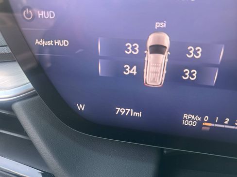 Used 2025 Buick Enclave Avenir w/ Super Cruise Package FWD image 35