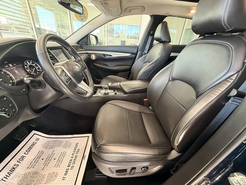 Used 2022 INFINITI QX50 Essential image 16