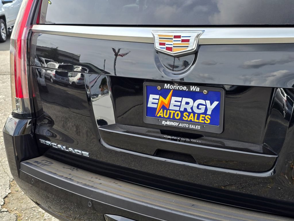 Used 2015 Cadillac Escalade ESV Premium AWD/4WD image 17