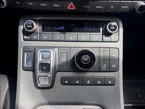 Used 2025 Hyundai Palisade SEL FWD image 23