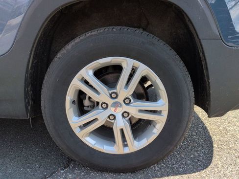 Certified 2024 GMC Terrain SLE image 24