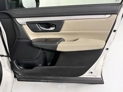Used 2018 Honda CR-V LX image 29