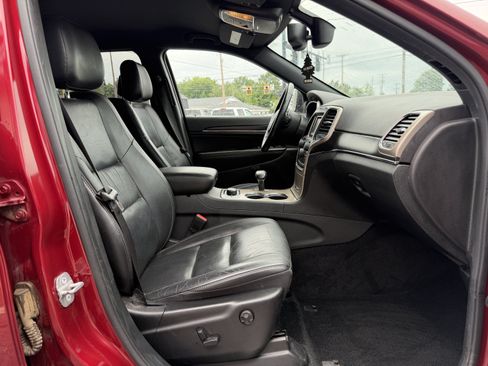 Used 2014 Jeep Grand Cherokee Limited AWD/4WD image 12