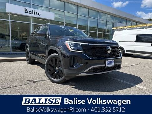 New 2026 Volkswagen Atlas Cross Sport SE image 1