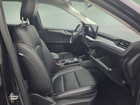 Used 2024 Ford Escape Platinum AWD/4WD image 6