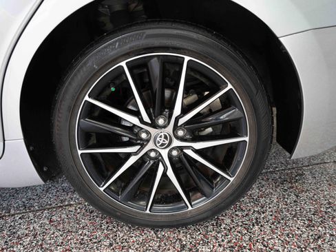 Used 2021 Toyota Camry SE FWD image 28