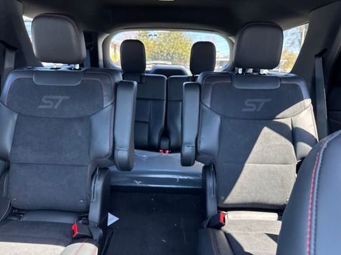 New 2026 Ford Explorer ST AWD/4WD image 38