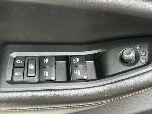 Used 2021 Jeep Grand Cherokee L Limited w/ Luxury Tech Group II AWD/4WD image 27