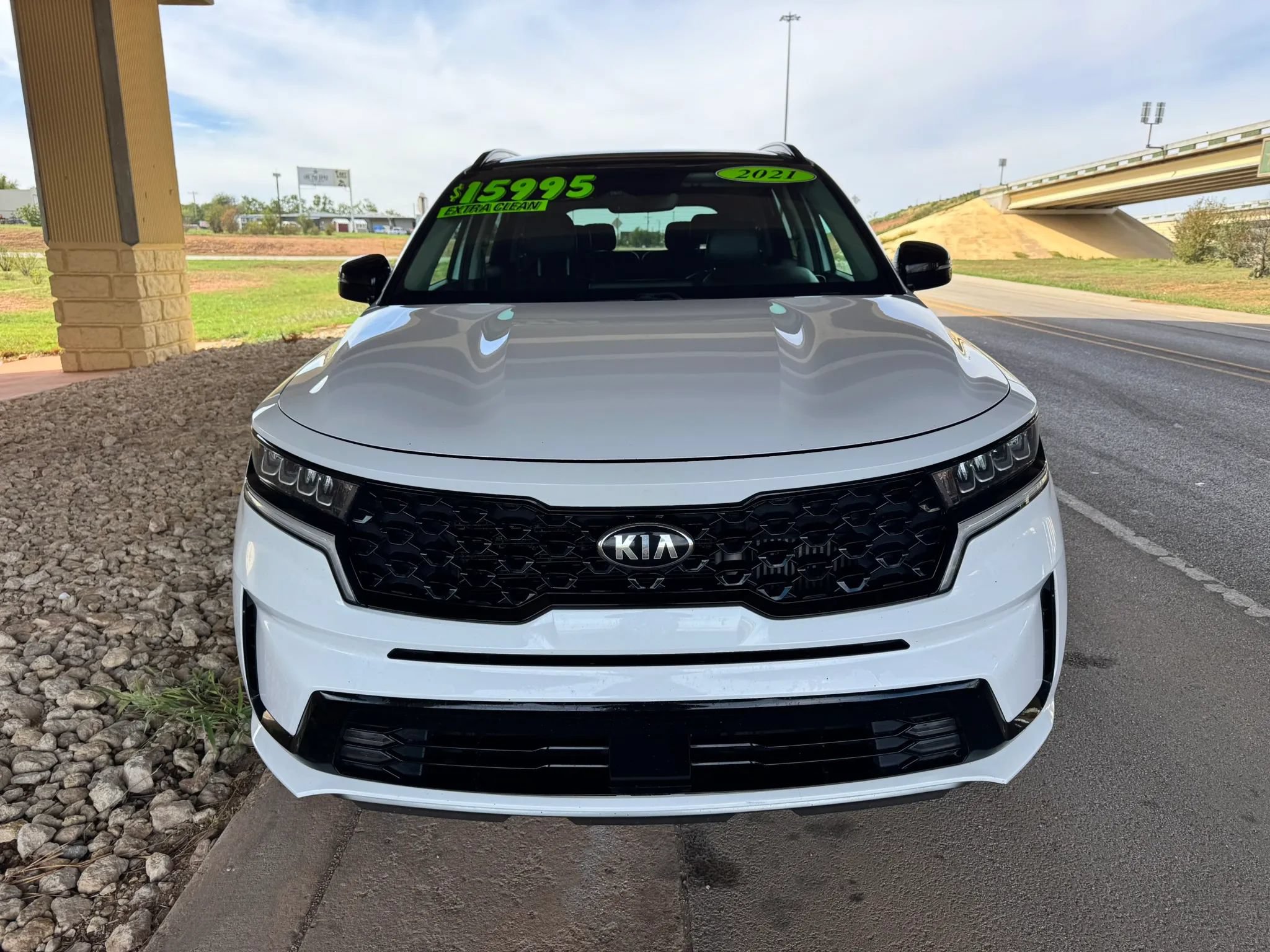 Used 2021 Kia Sorento EX w/ Panoramic Sunroof Package FWD image 8