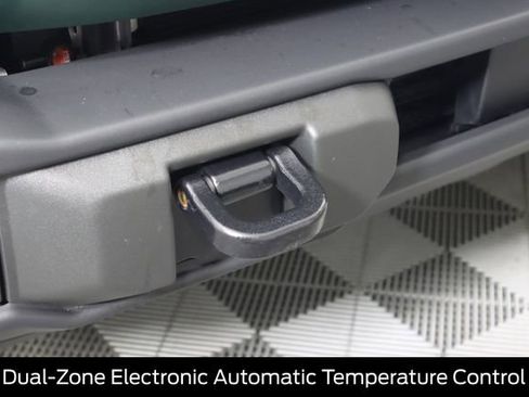 Certified 2024 Ford Bronco Black Diamond image 19