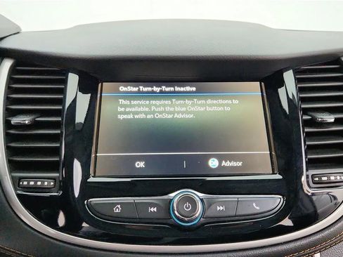 Used 2019 Chevrolet Trax LT w/ LT Convenience Package image 21