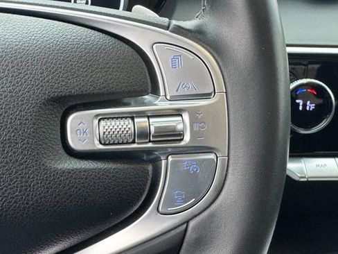 Used 2025 Genesis GV70 2.5T image 19