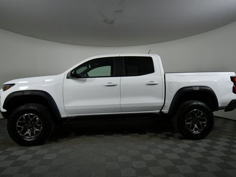 Used 2024 Chevrolet Colorado ZR2 w/ Safety Package image 16