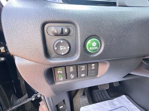 Certified 2021 Honda Ridgeline Black Edition image 11