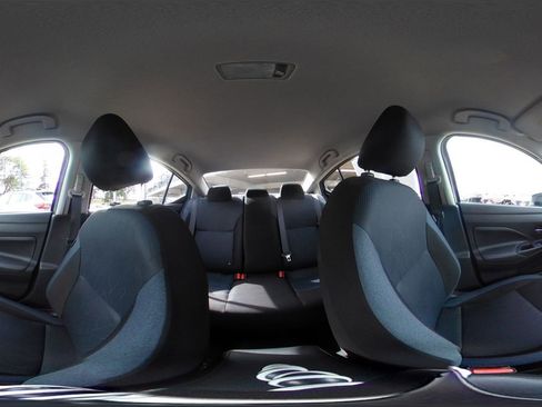 Used 2025 Nissan Versa SV image 42