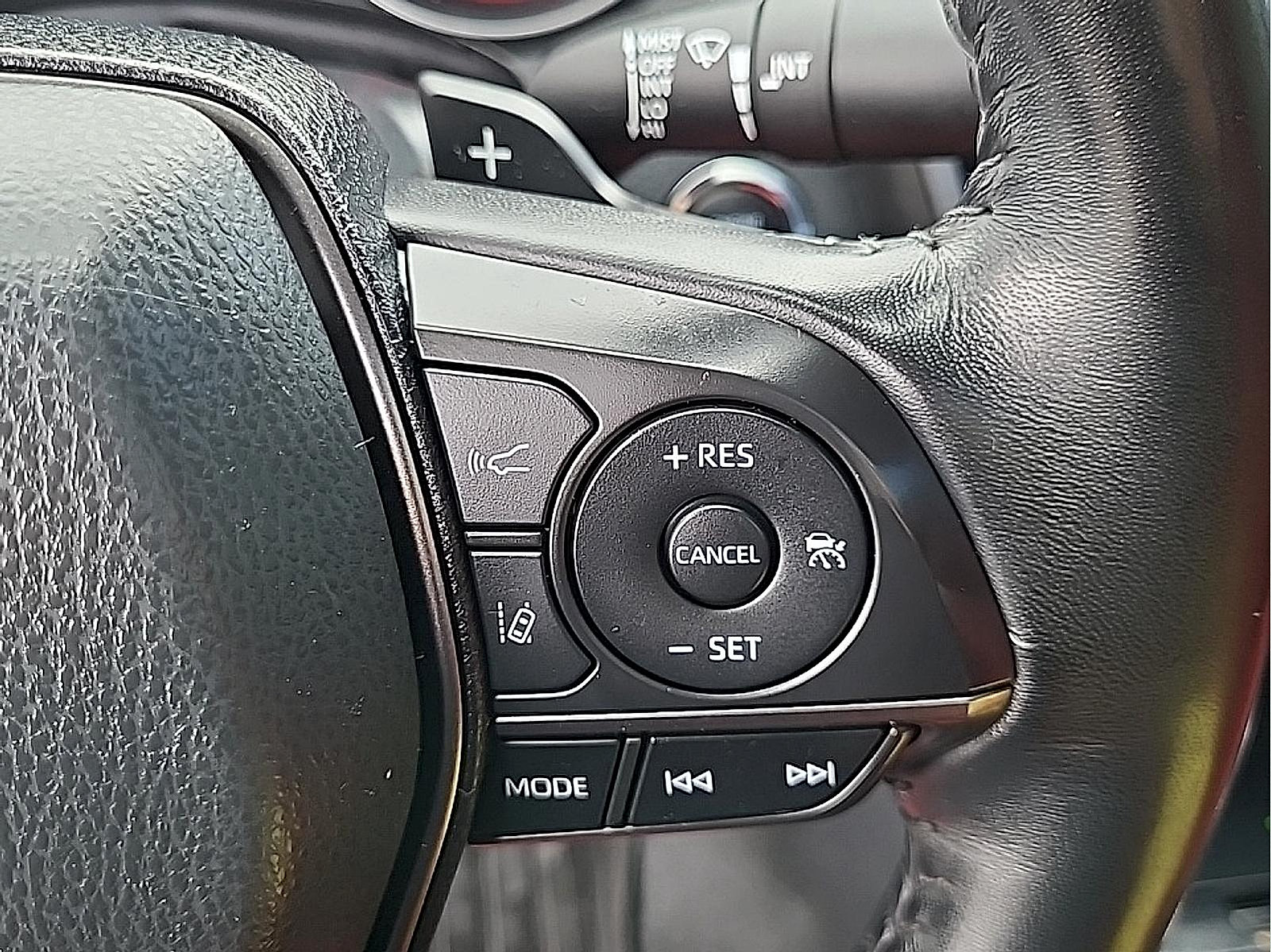 Used 2022 Toyota Camry XSE w/ Navigation Package FWD image 19