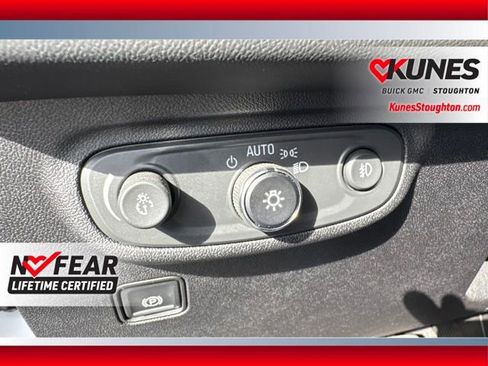 Used 2018 GMC Terrain Denali w/ Comfort Package AWD/4WD image 26