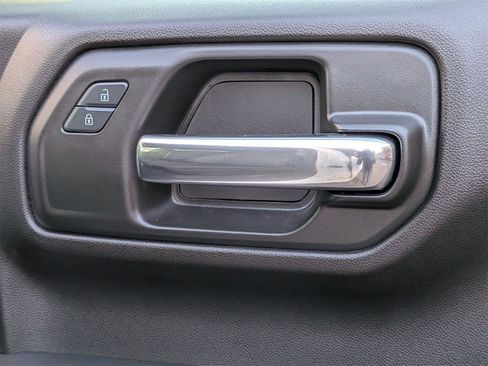 Used 2024 Chevrolet Silverado 1500 Custom image 34