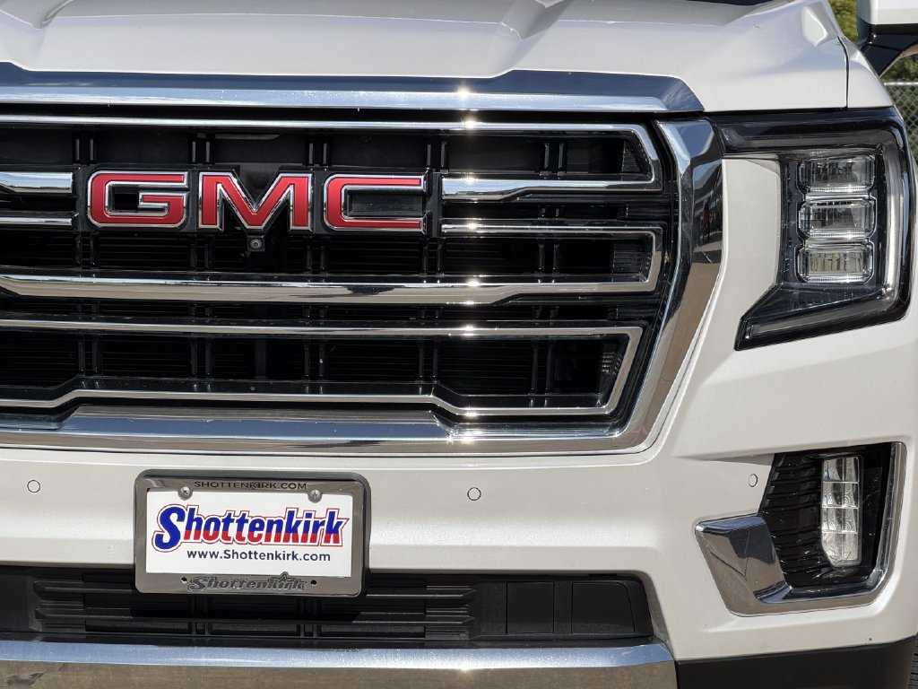 Used 2021 GMC Yukon SLT w/ SLT Luxury Plus Package AWD/4WD image 8