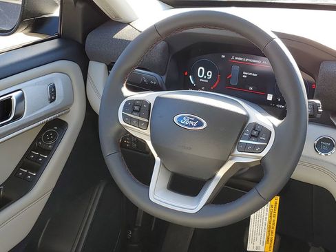 New 2026 Ford Explorer Active image 28