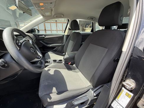 Used 2019 Volkswagen Jetta S w/ Driver Assistance Package FWD image 9