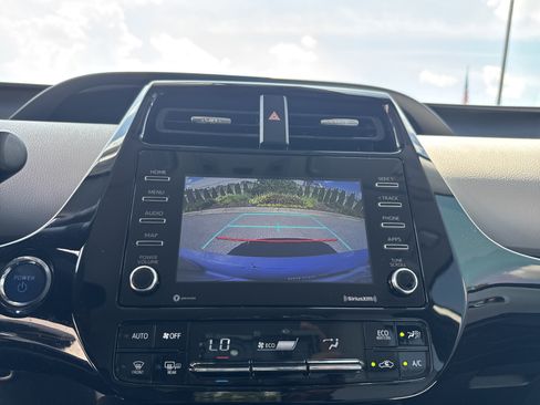 Used 2022 Toyota Prius LE FWD image 24