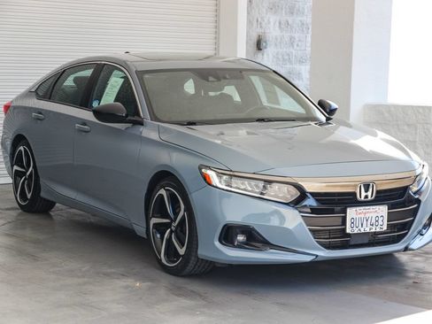 Used 2021 Honda Accord Sport image 3