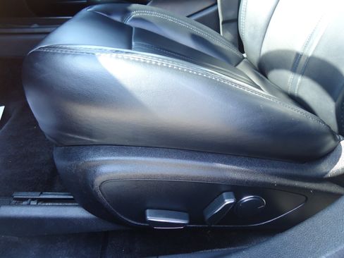 Used 2017 Lincoln MKZ Premiere FWD image 22