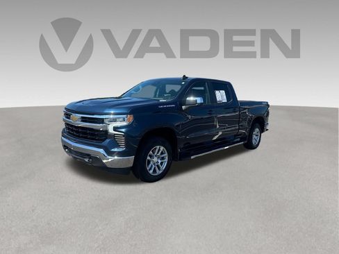 Used 2023 Chevrolet Silverado 1500 LT w/ Max Trailering Package AWD/4WD image 1