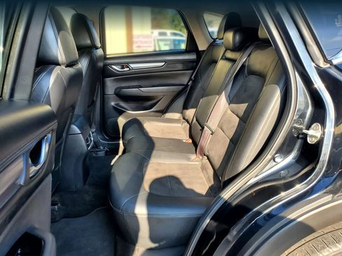 Used 2020 MAZDA CX-5 Touring FWD image 32