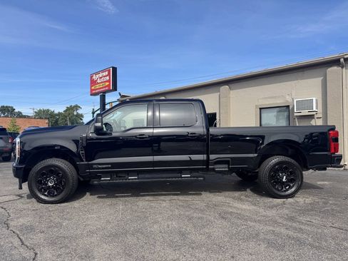 Used 2025 Ford F250 XLT w/ Black Appearance Package AWD/4WD image 5