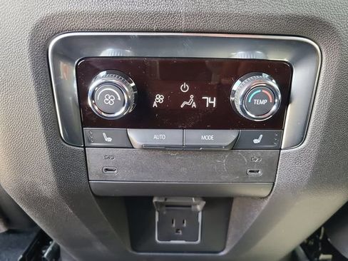 New 2026 Chevrolet Suburban LT w/ Comfort Package RWD image 18