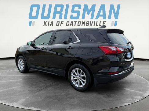 Used 2019 Chevrolet Equinox LT w/ Driver Convenience Package image 4