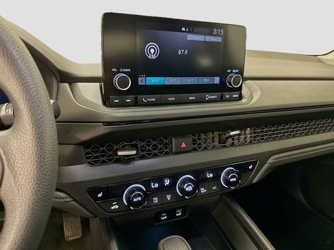 Used 2023 Honda Accord EX image 25