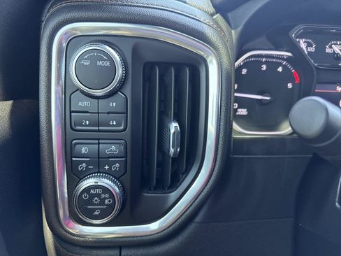 Used 2022 GMC Sierra 2500 AT4 w/ Gooseneck/5TH Wheel Package AWD/4WD image 19