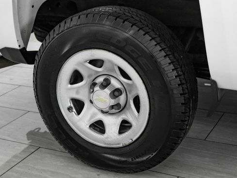 Used 2018 Chevrolet Silverado 1500 W/T w/ WT Fleet Convenience Package image 40