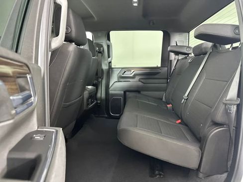 Used 2024 Chevrolet Silverado 2500 LT w/ Convenience Package image 25