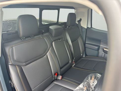 New 2026 Ford Maverick Tremor AWD/4WD image 32