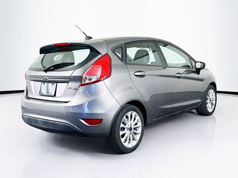 Used 2014 Ford Fiesta SE w/ Equipment Group 201A FWD image 9