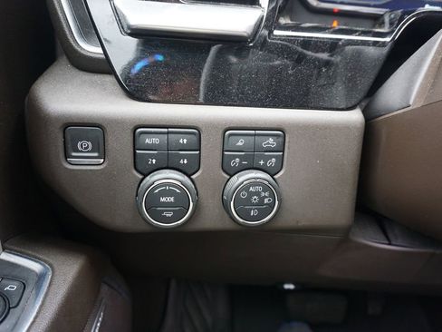 Used 2022 Chevrolet Silverado 1500 LTZ image 5