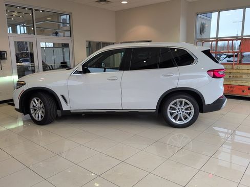 Used 2019 BMW X5 xDrive40i w/ Convenience Package image 2