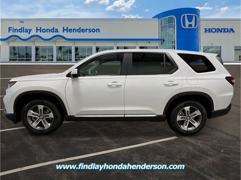 New 2025 Honda Pilot EX-L image 2