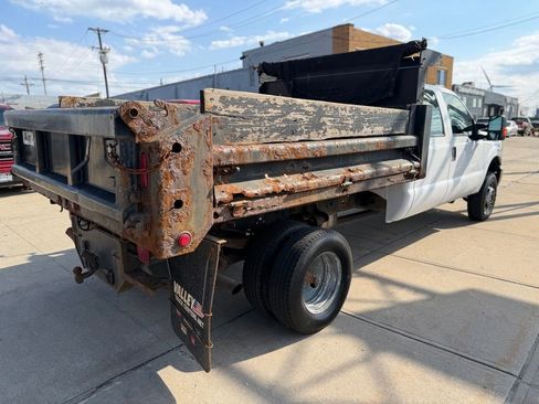 Used 2015 Ford F350 XL w/ Power Equipment Group AWD/4WD image 8