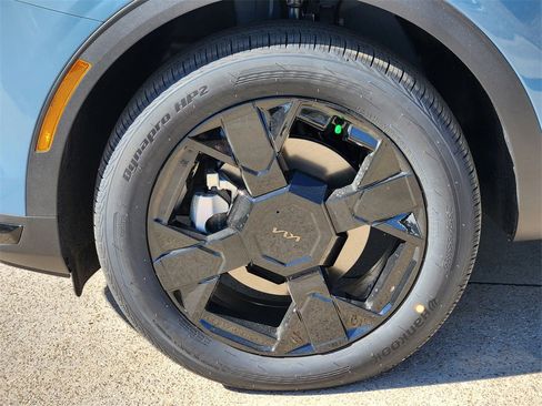 New 2026 Kia Sportage X-Line image 6