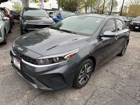 Used 2024 Kia Forte LXS FWD image 1