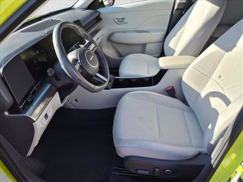 Used 2024 Hyundai Kona SEL w/ Convenience Package AWD/4WD image 17
