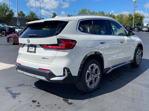 Used 2023 BMW X1 xDrive28i w/ Premium Package AWD/4WD image 3