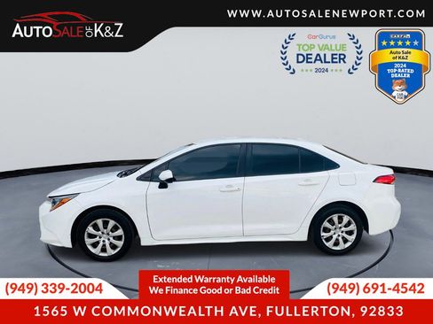Used 2020 Toyota Corolla LE w/ Carpet Mat Package (TMS) image 4